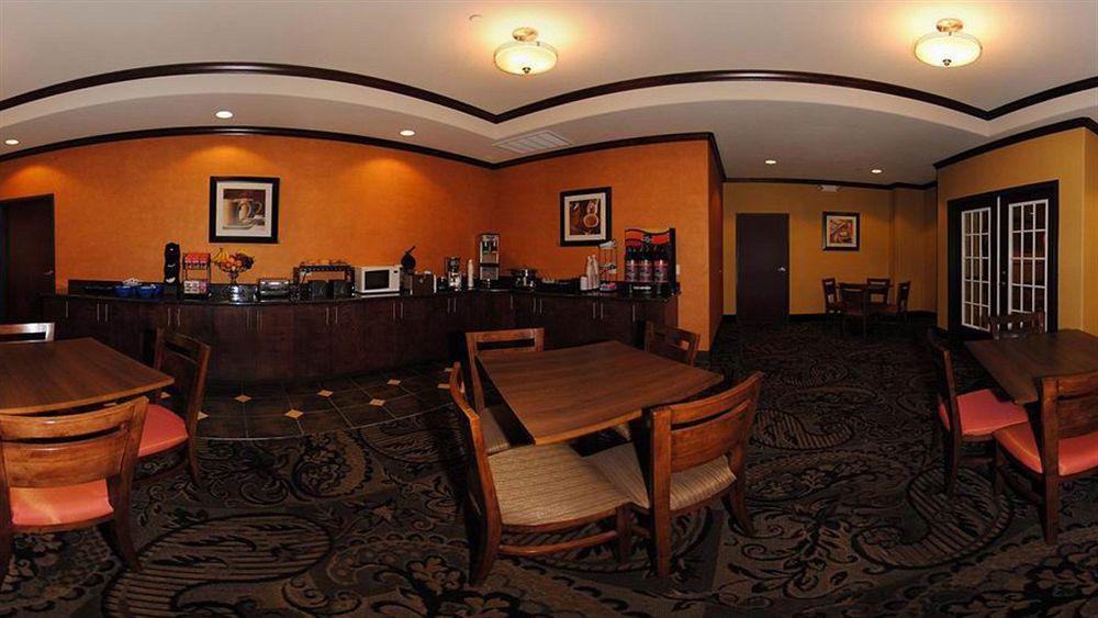 Navasota Comfort Inn & Suites מראה חיצוני תמונה