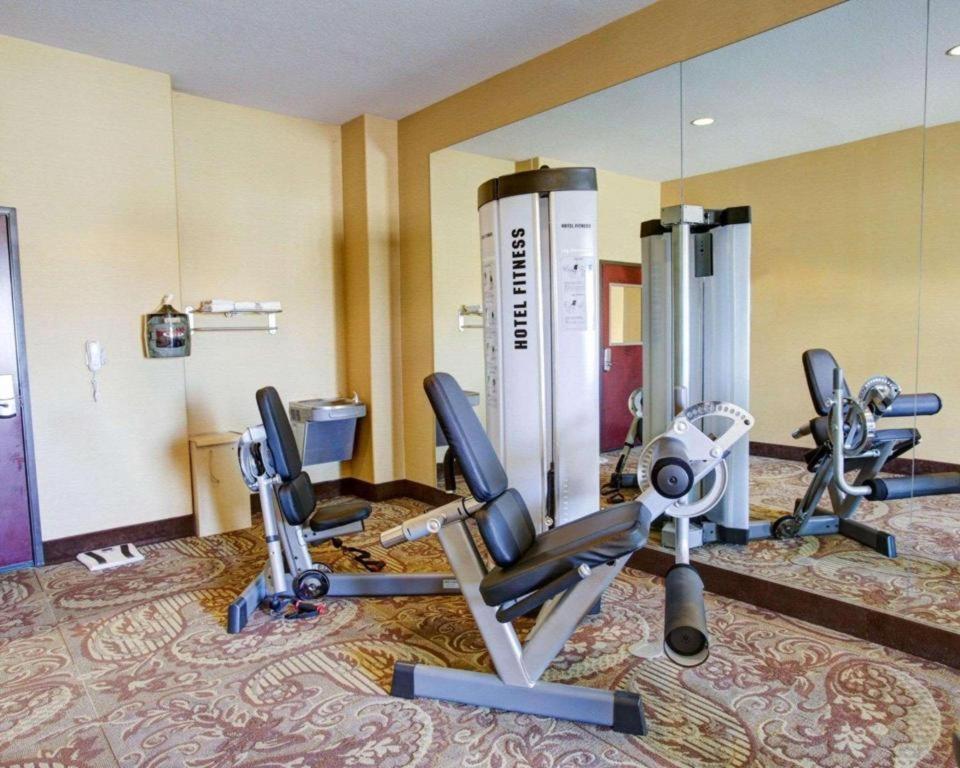 Navasota Comfort Inn & Suites מראה חיצוני תמונה