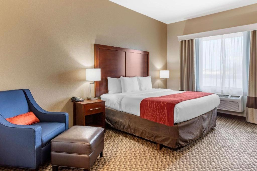 Navasota Comfort Inn & Suites מראה חיצוני תמונה
